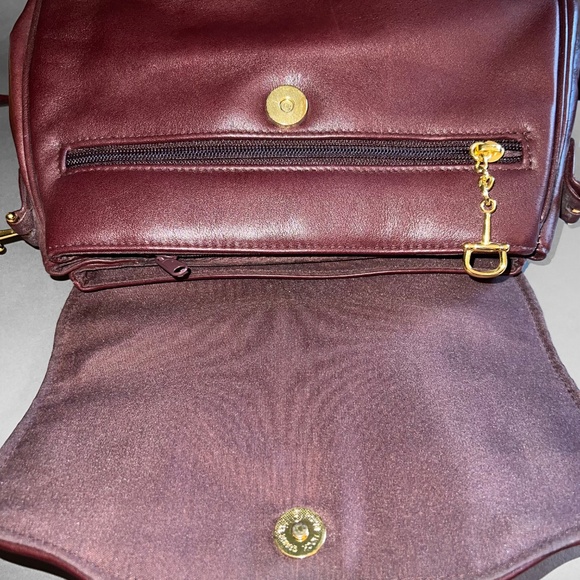 Vintage Etienne Aigner Burgundy Leather Shoulder Bag - Picture 9 of 16